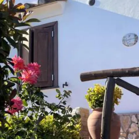 Il Giardino Di Rosa Hébergement de vacances