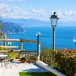 Il Giardino Di Rosa - Your Piece Of Amalfi